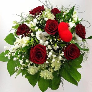 Bouquet in red and white
