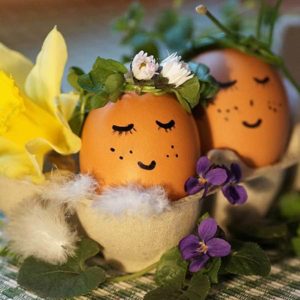 Easter egg with a face